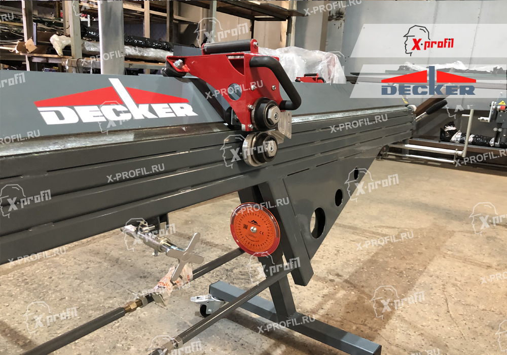 Изображение Листогиб ручной Decker X5 3150 Изображение Листогиб ручной Decker X5 3150