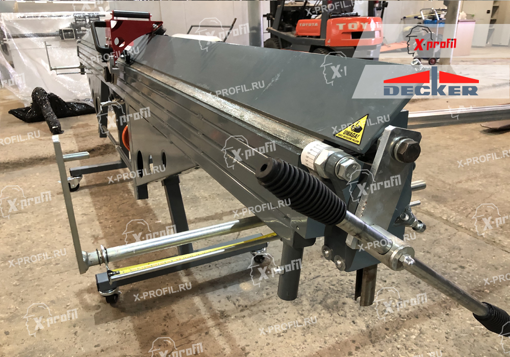 Листогиб ручной Decker X5 3150 фото товара Листогиб ручной Decker X5 3150 фото товара